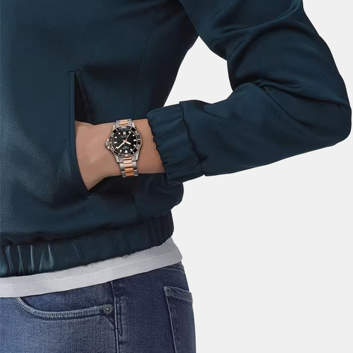 Seastar Women Quartz Black Dial Analog Stainless Steel Watch T1202102205101