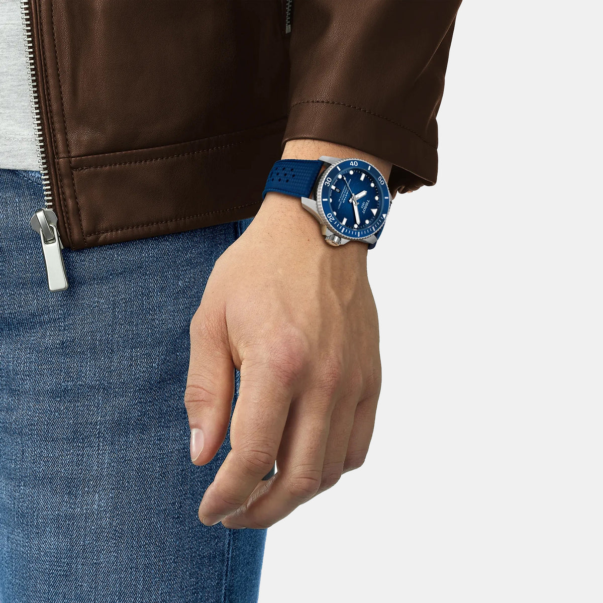 Seastar 2000 Men Automatic Blue Dial Analog Rubber Watch T1209071704100