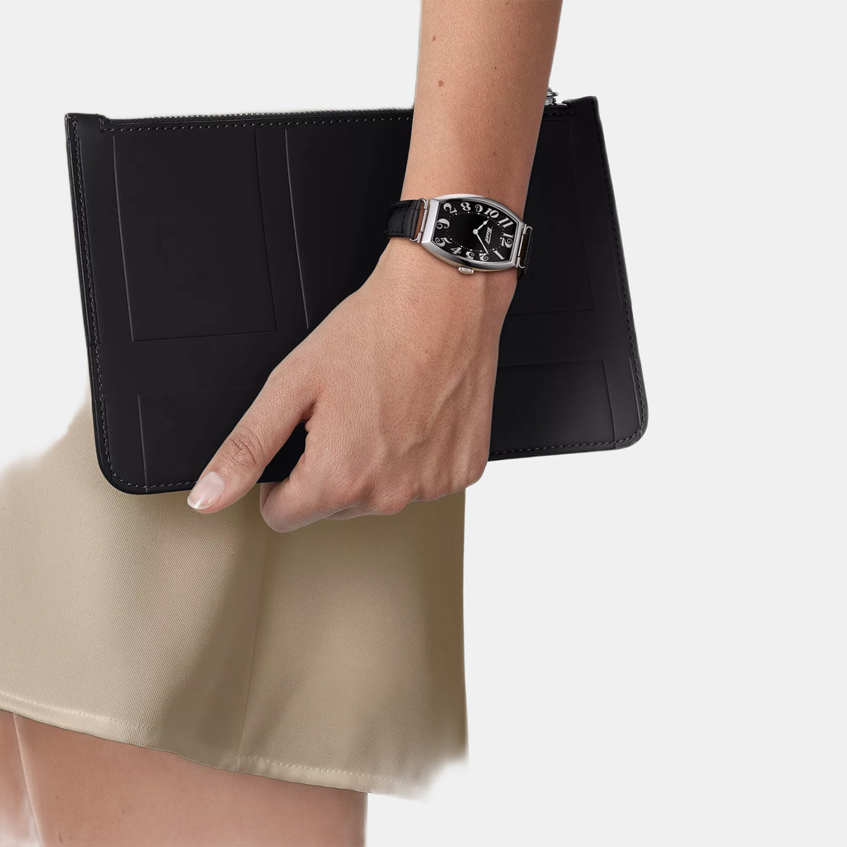 Garmin Instinct 2, Graphite Smartwatch, Built-in Sports Apps and Health Monitoring, Graphite