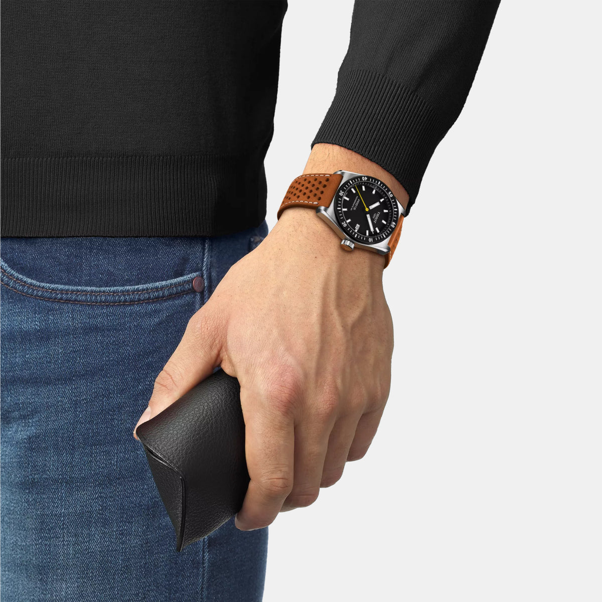 PR 516 Unisex Automatic Black Dial Analog Leather Watch T1494071605100