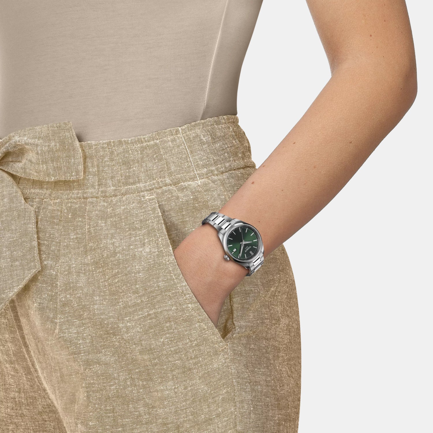 PR 100 Women Quartz Green Dial Analog Stainless Steel Watch T1502101109100