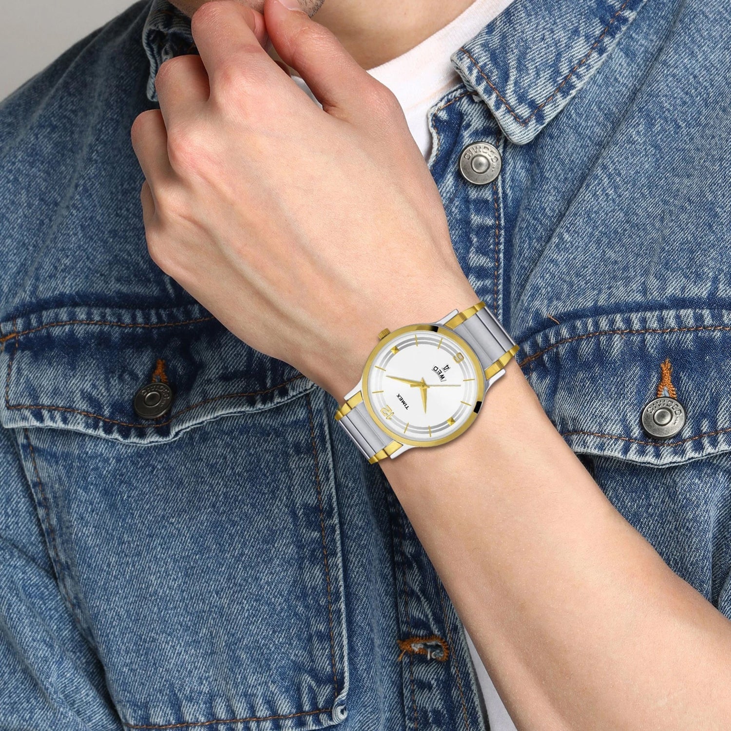 Classics Men Quartz Silver Dial Analog Stainless Steel Watch TW000R424