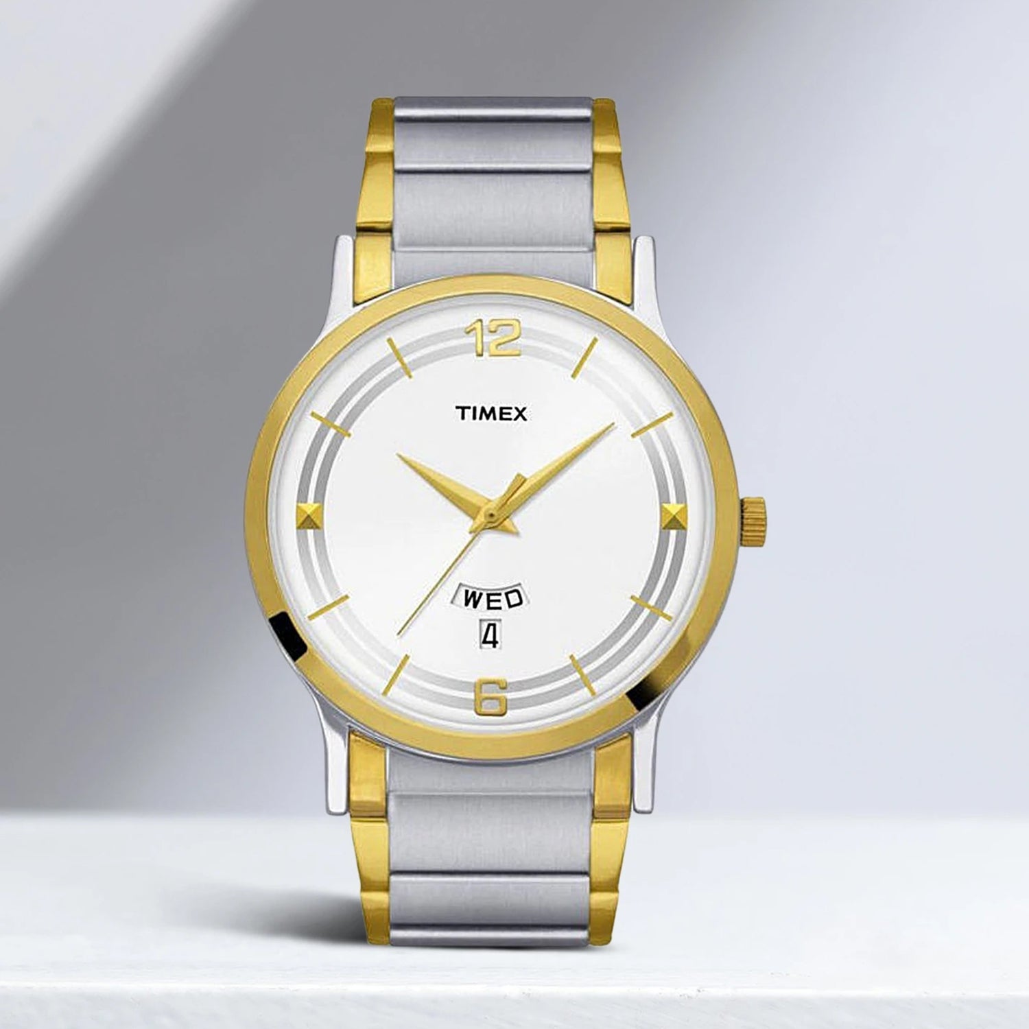 Classics Men Quartz Silver Dial Analog Stainless Steel Watch TW000R424