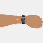 Men Quartz Black Dial Analog Silicone Watch TW2V40600X6