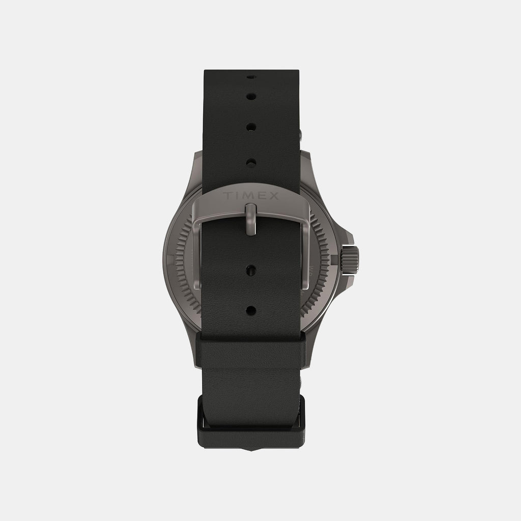 Men Quartz Black Dial Analog Plastic Watch TW2W78000UJ