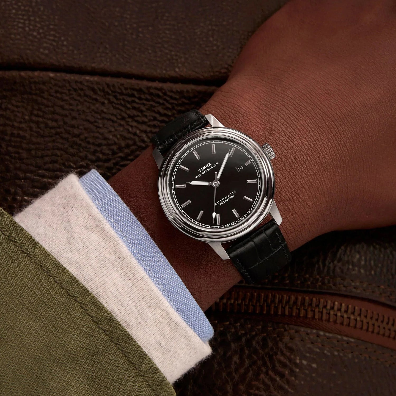 Men Automatic Black Dial Analog Leather Watch TW2Y23000UJ