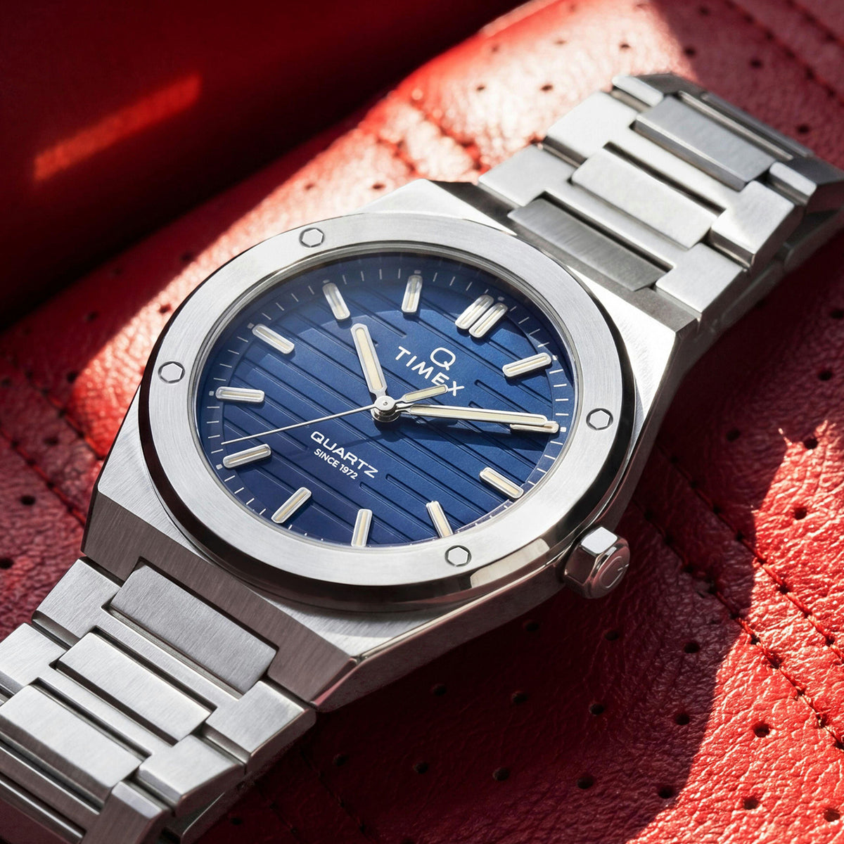 Q Timex Men Quartz Blue Dial Analog Stainless Steel Watch TW2Y81400UJ