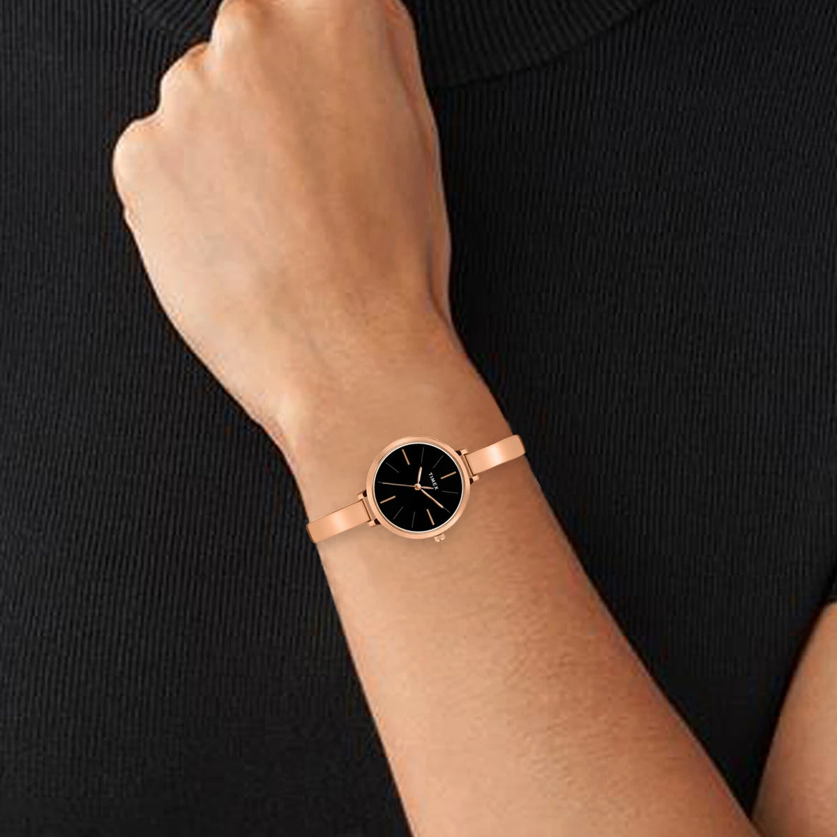 Trendline Women Quartz Black Dial Analog Brass Watch TWEL12805