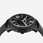 Men Quartz Black Dial Analog Leather Watch UNG060003