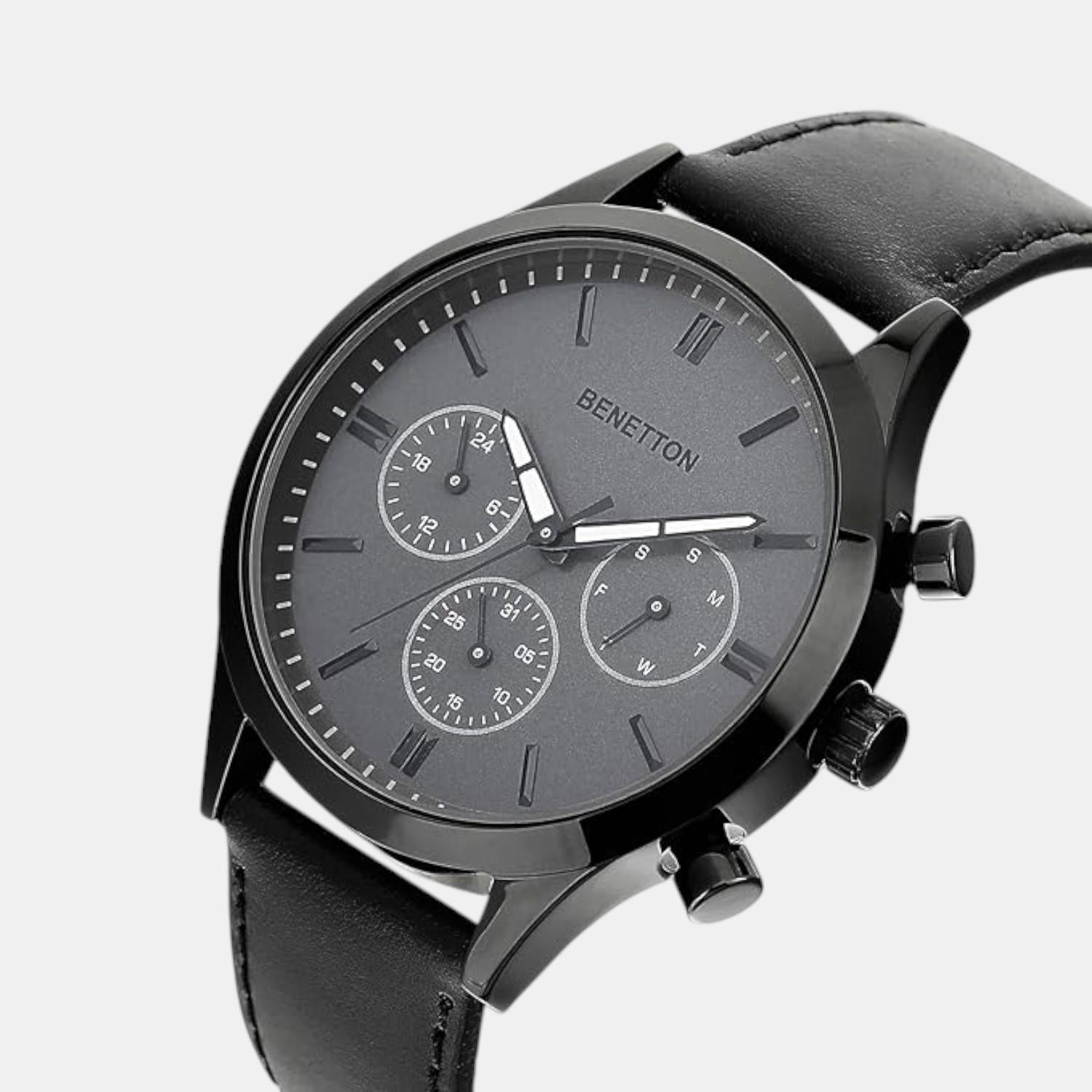 Signature Men Quartz Grey Dial Multi-Function Leather Watch UWUCG0005