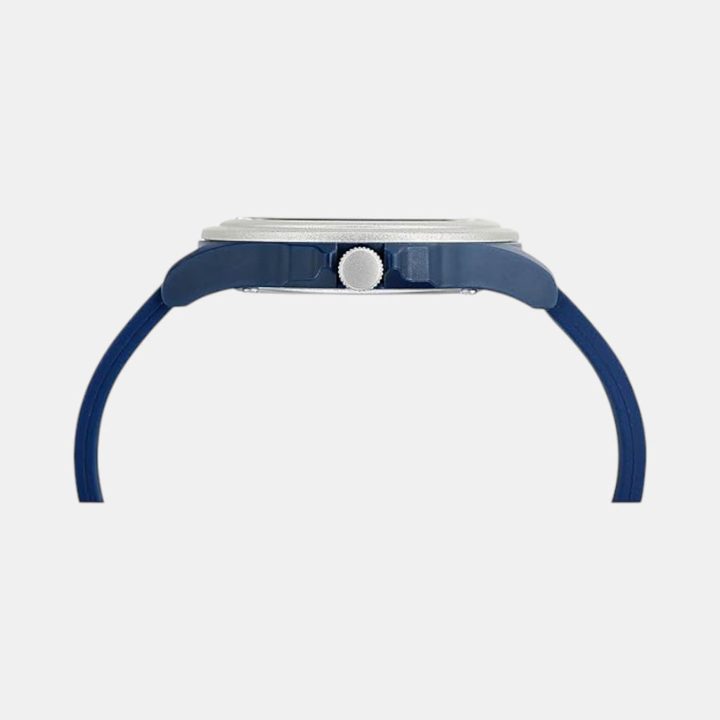 Signature Men Quartz Blue & Black Dial Analog Silicone Watch UWUCG0312