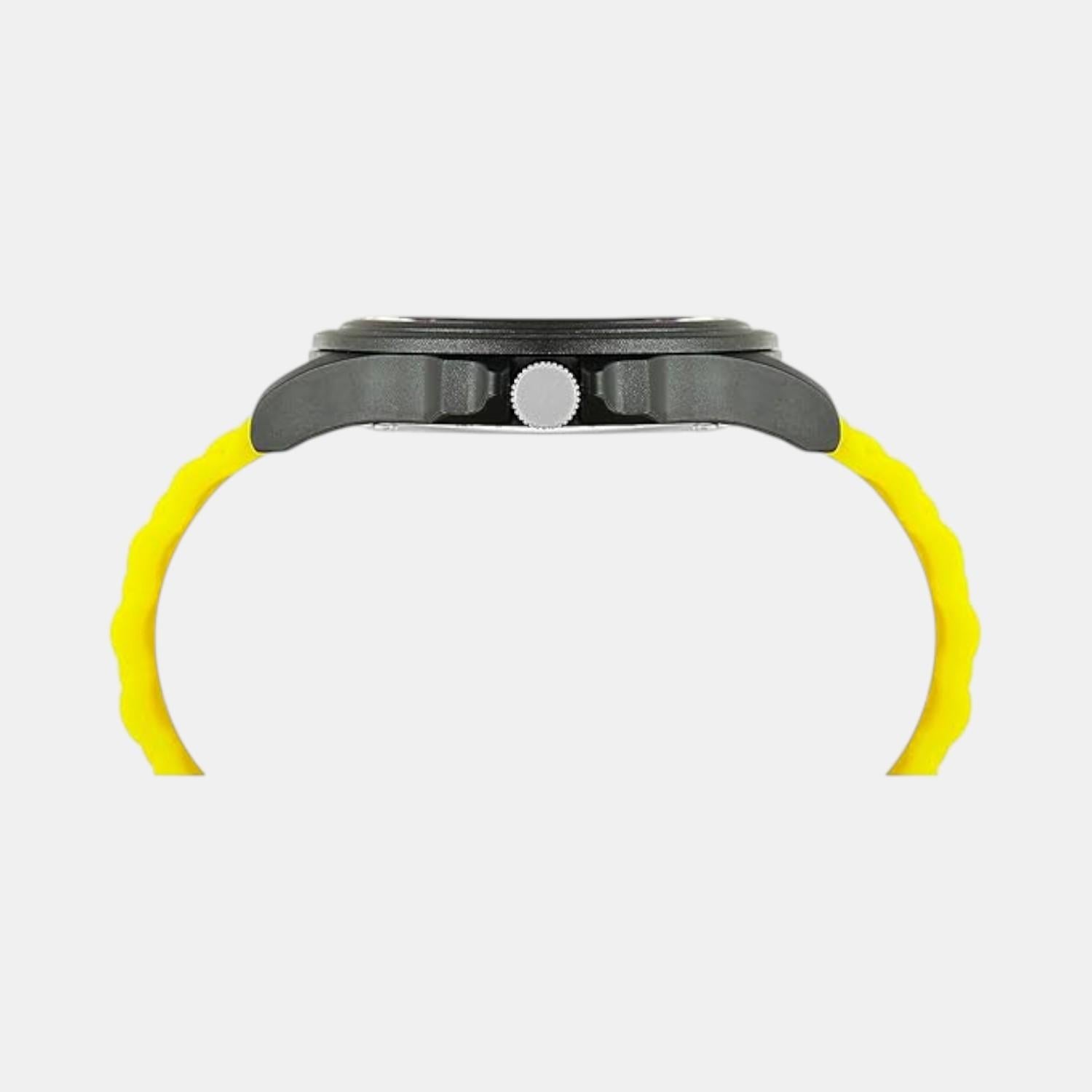 Iconic Men Quartz Black & Yellow Dial Analog Silicone Watch UWUCG0314