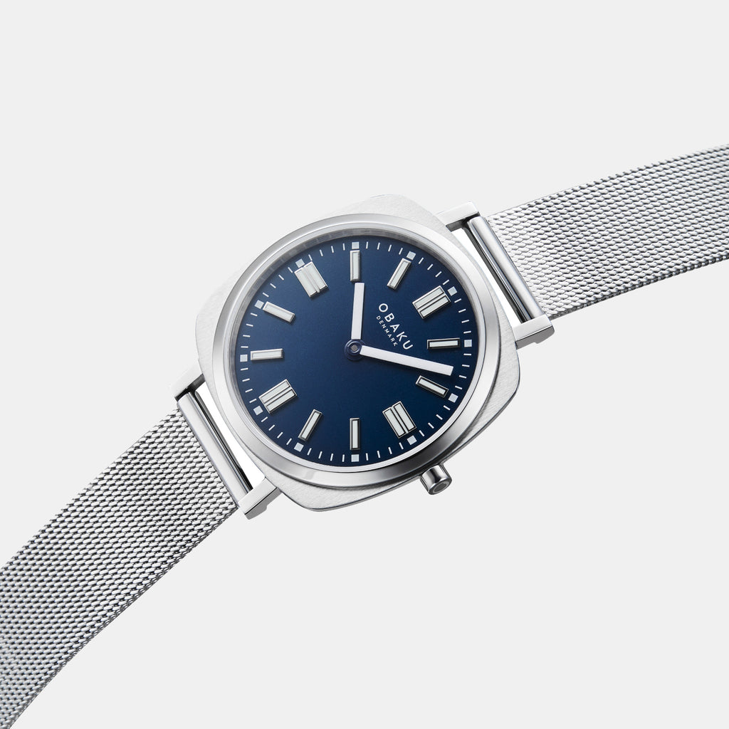 Punkter Lille Women Quartz Blue Dial Analog Mesh Watch V296LXCLMC