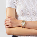 Women Quartz White Dial Analog Stainless Steel Watch VEHC00719