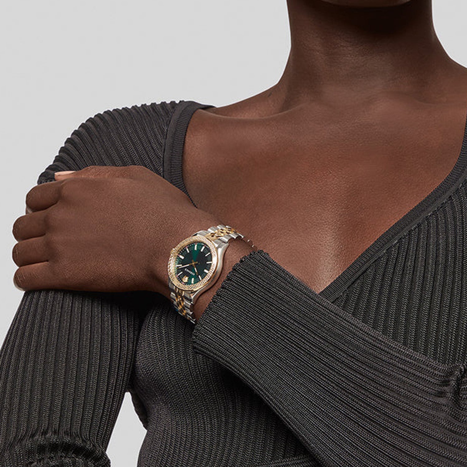 Hellenyium Women Quartz Green Dial Analog Stainless Steel Watch VEHU00420