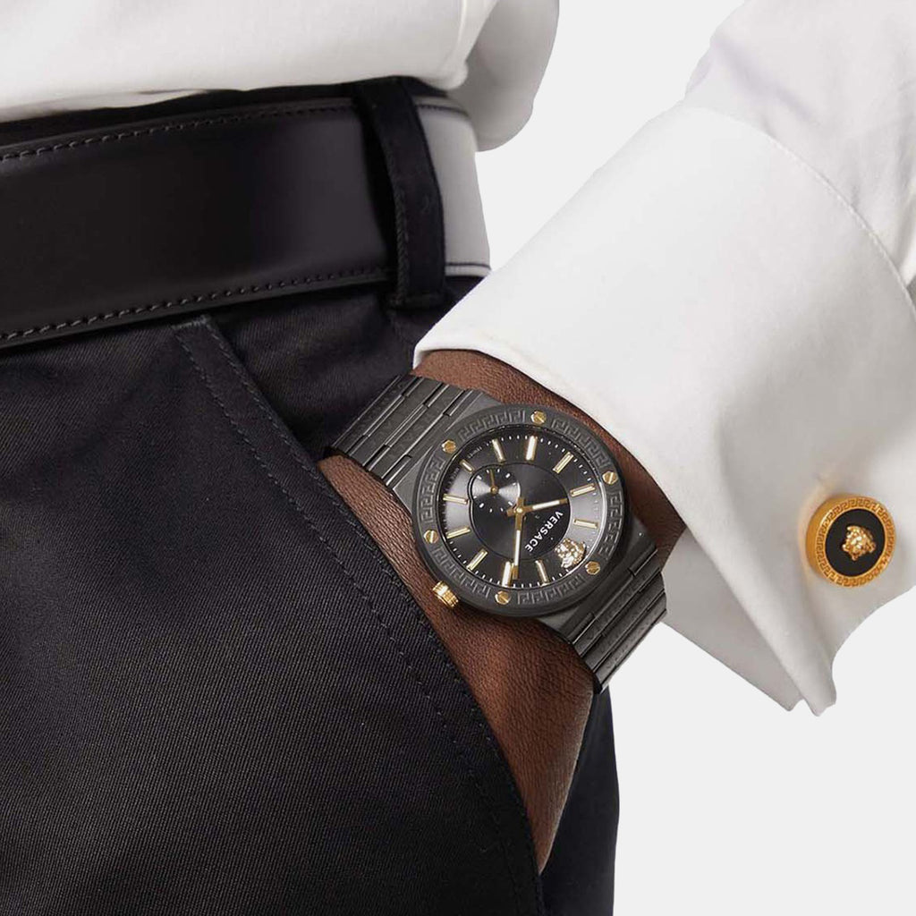 Men Quartz Black Dial Analog Stainless Steel Watch VEVI00620