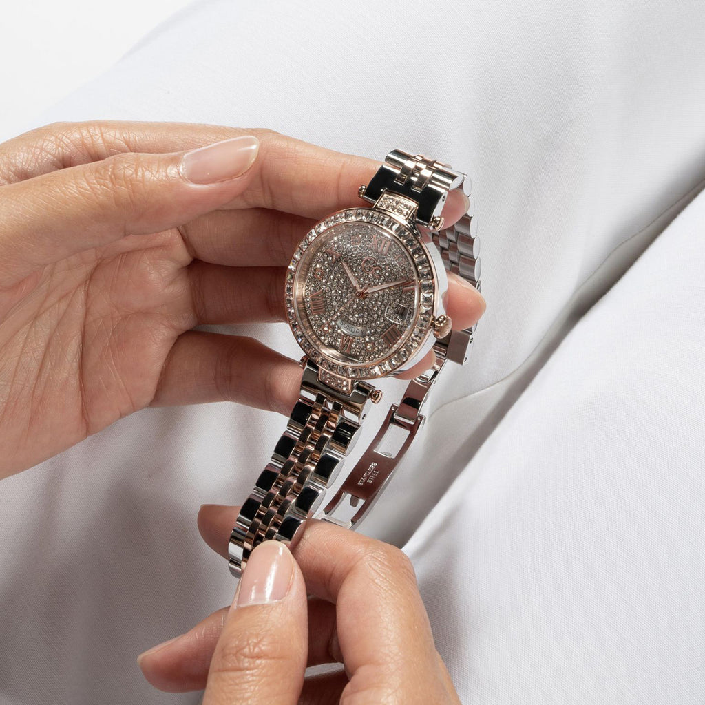 GC Round Quartz Analog Women watch