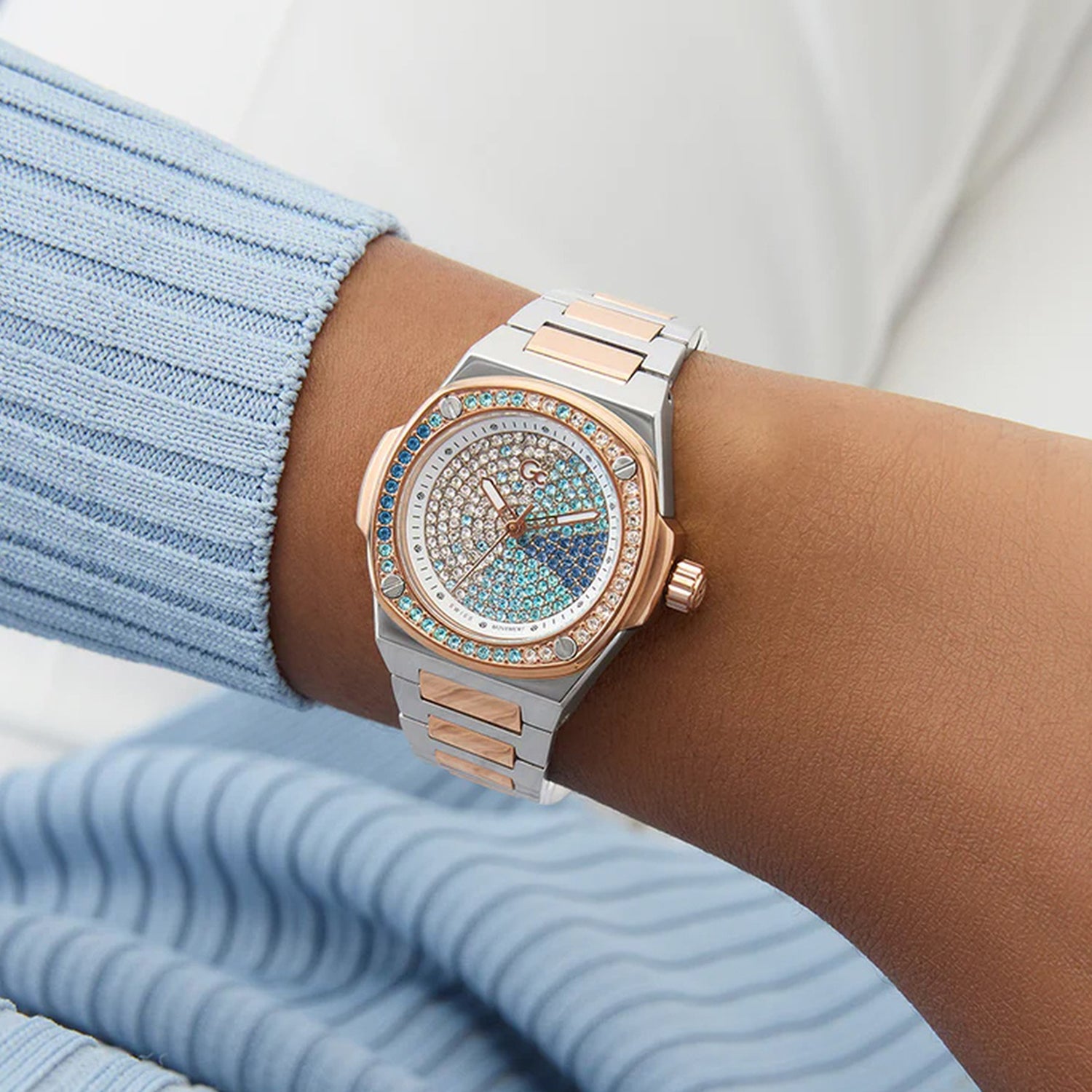 Gc Specials Women Quartz Multicolour Dial Analog Stainless Steel Watch Z12010L9