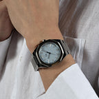 Coussin Sleek Men Quartz Blue Dial Analog Stainless Steel Watch Z26003G7MF