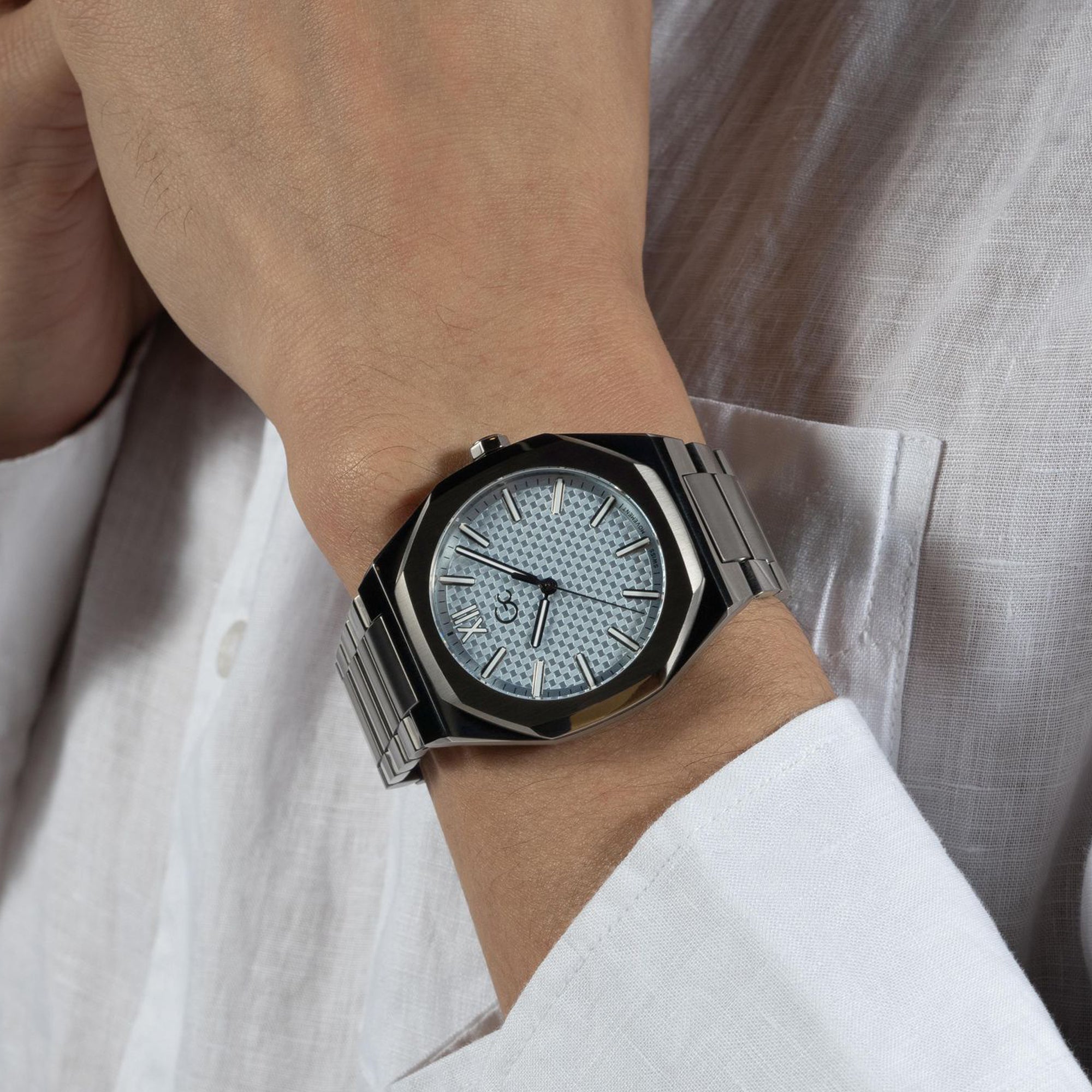 Coussin Sleek Men Quartz Blue Dial Analog Stainless Steel Watch Z26003G7MF