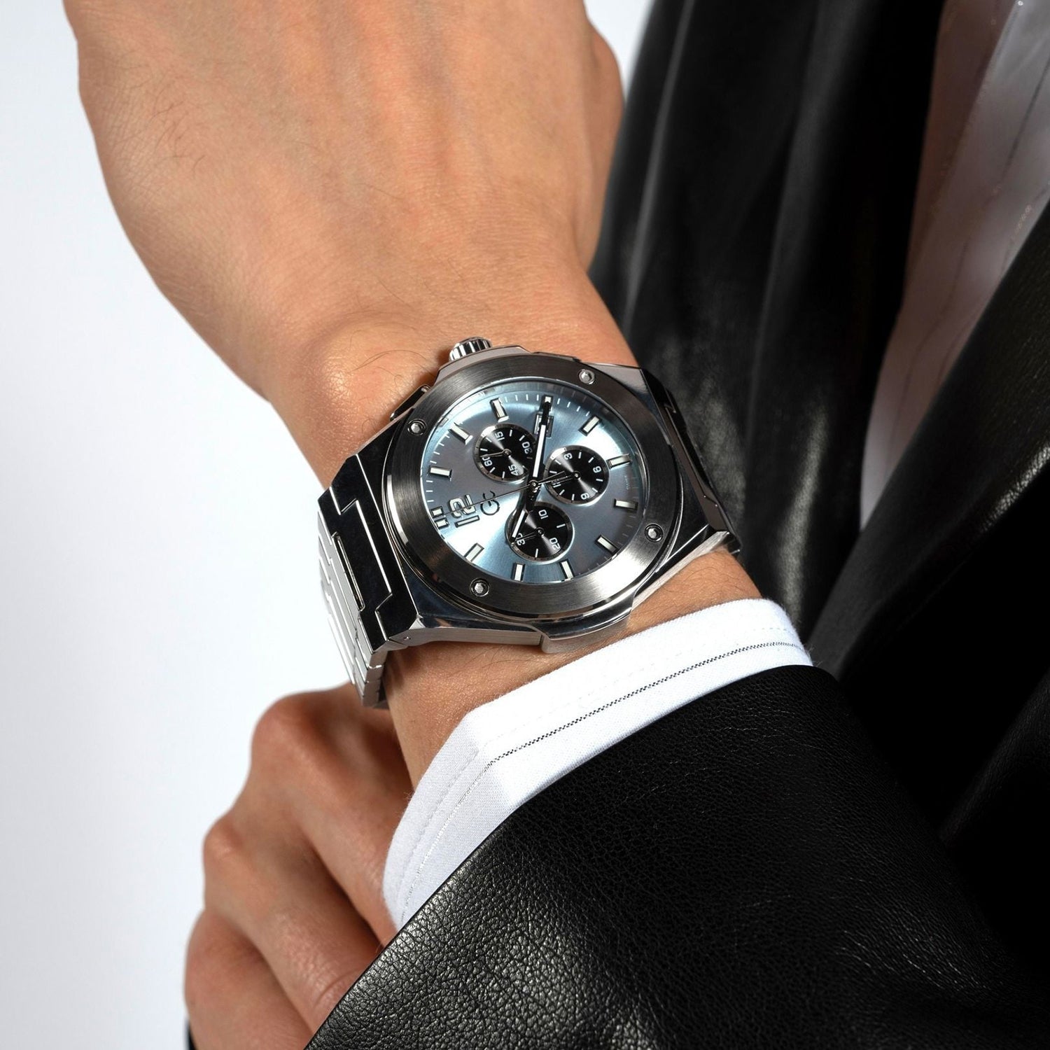 Men Quartz Blue Dial Analog Stainless Steel Watch Z33001G7MF