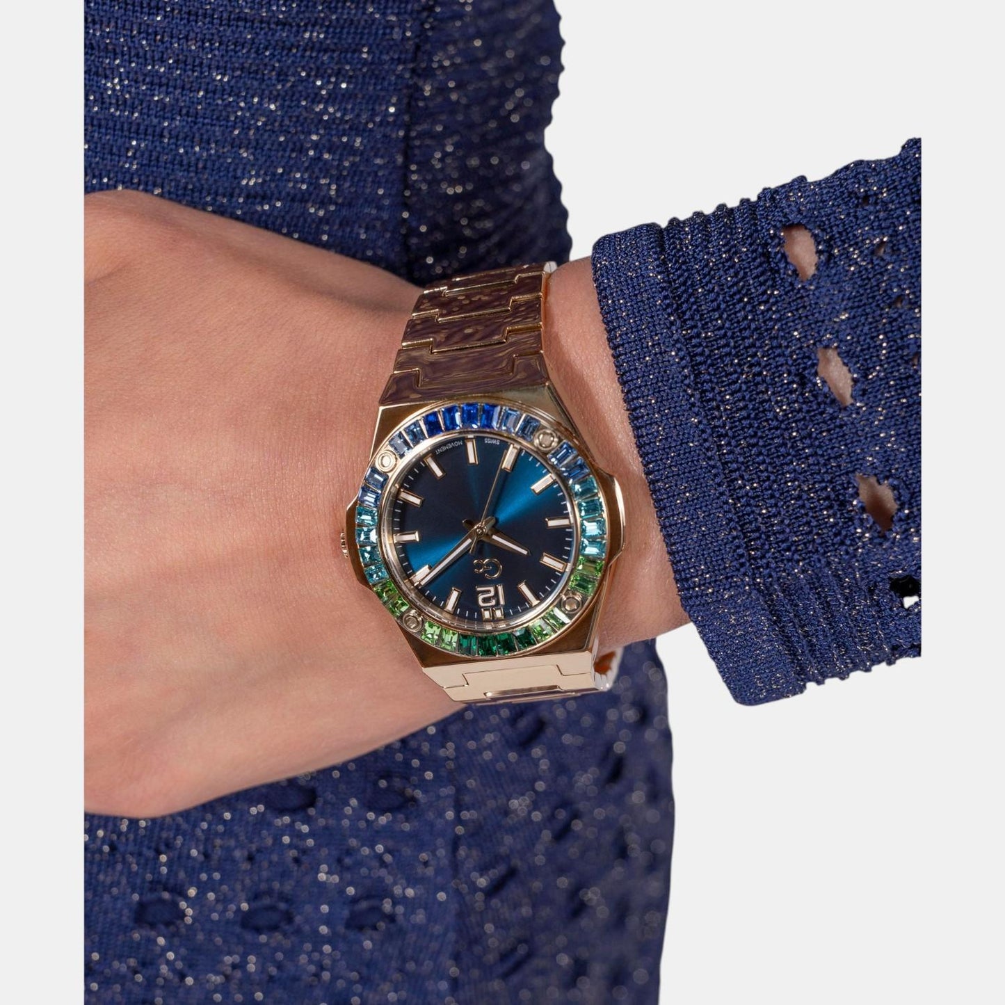 Idol Women Quartz Blue Dial Analog Stainless Steel Watch Z34007L7MF