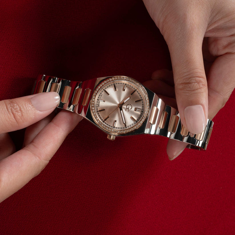 Prodigy Women Quartz Rose Gold Dial Analog Stainless Steel Watch Z38003L3MF