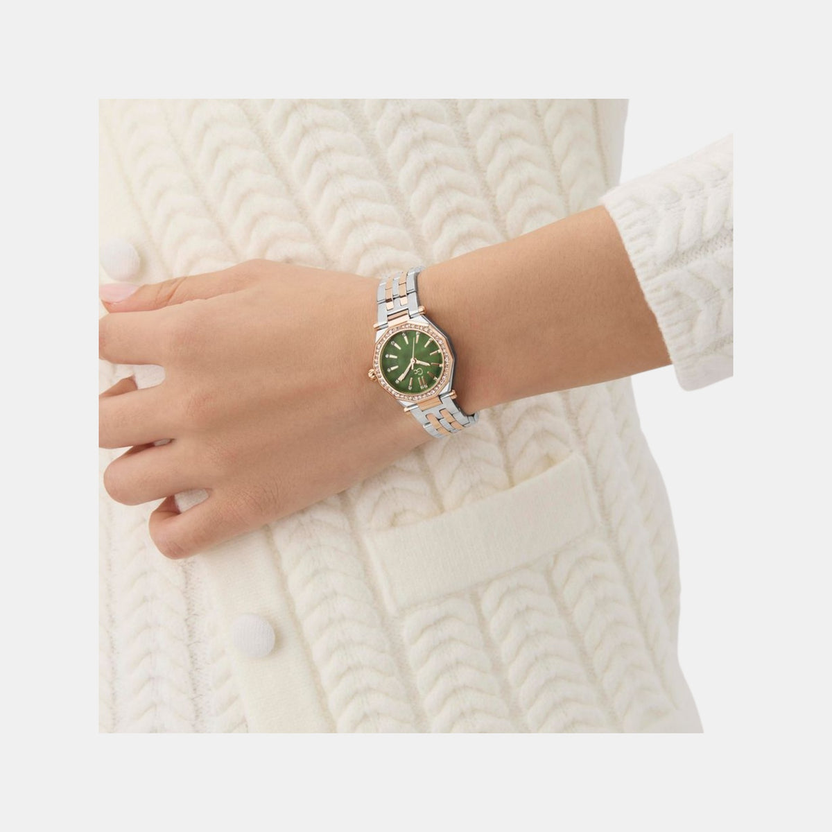 Gleam Women Quartz Green Dial Analog Stainless Steel Watch Z54004L1