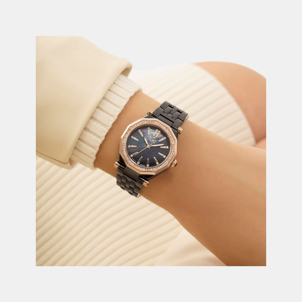 Gleam Women Quartz Black Dial Multi-Function Ceramic Watch Z59002L2