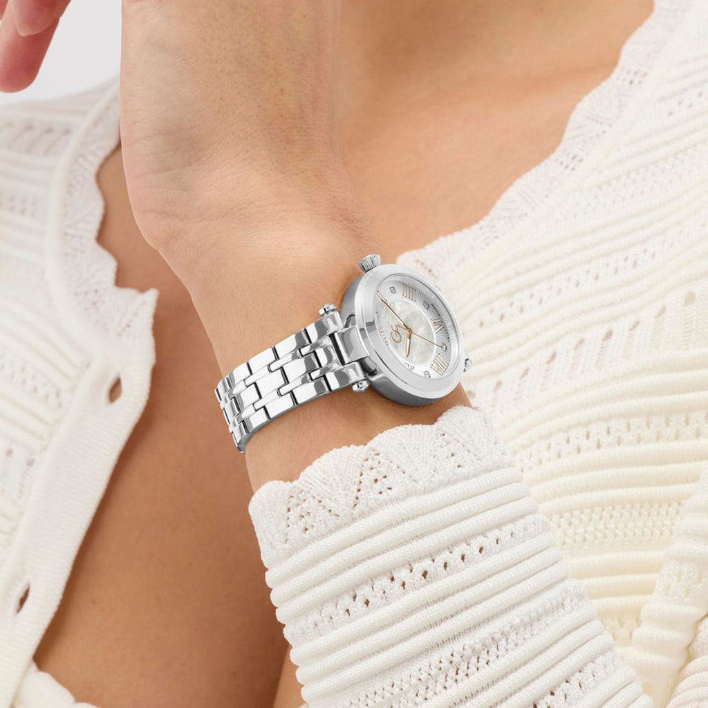 Gc Sportchic Women Quartz White Dial Analog Stainless Steel Watch Z63001L1