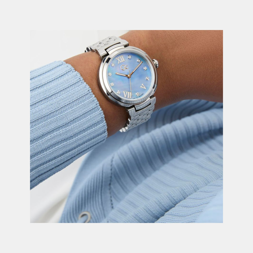Gc Dress Women Quartz Mother Of Pearl Dial Analog Stainless Steel Watch Z64003L3