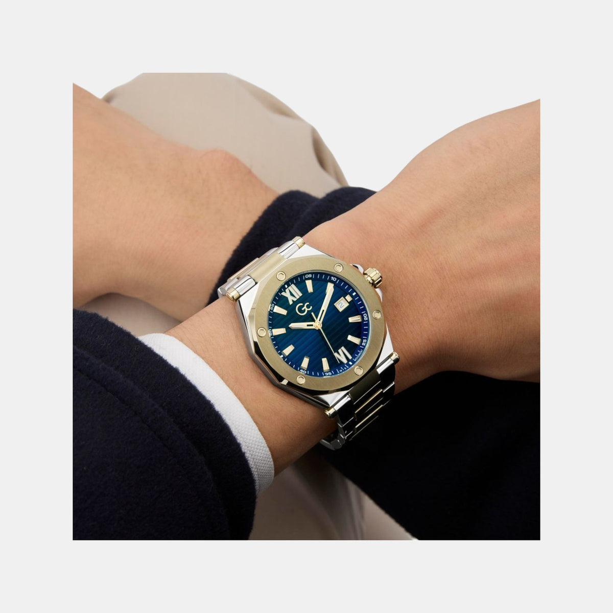 Legacy Men Quartz Blue Dial Analog Stainless Steel Watch Z67003G7