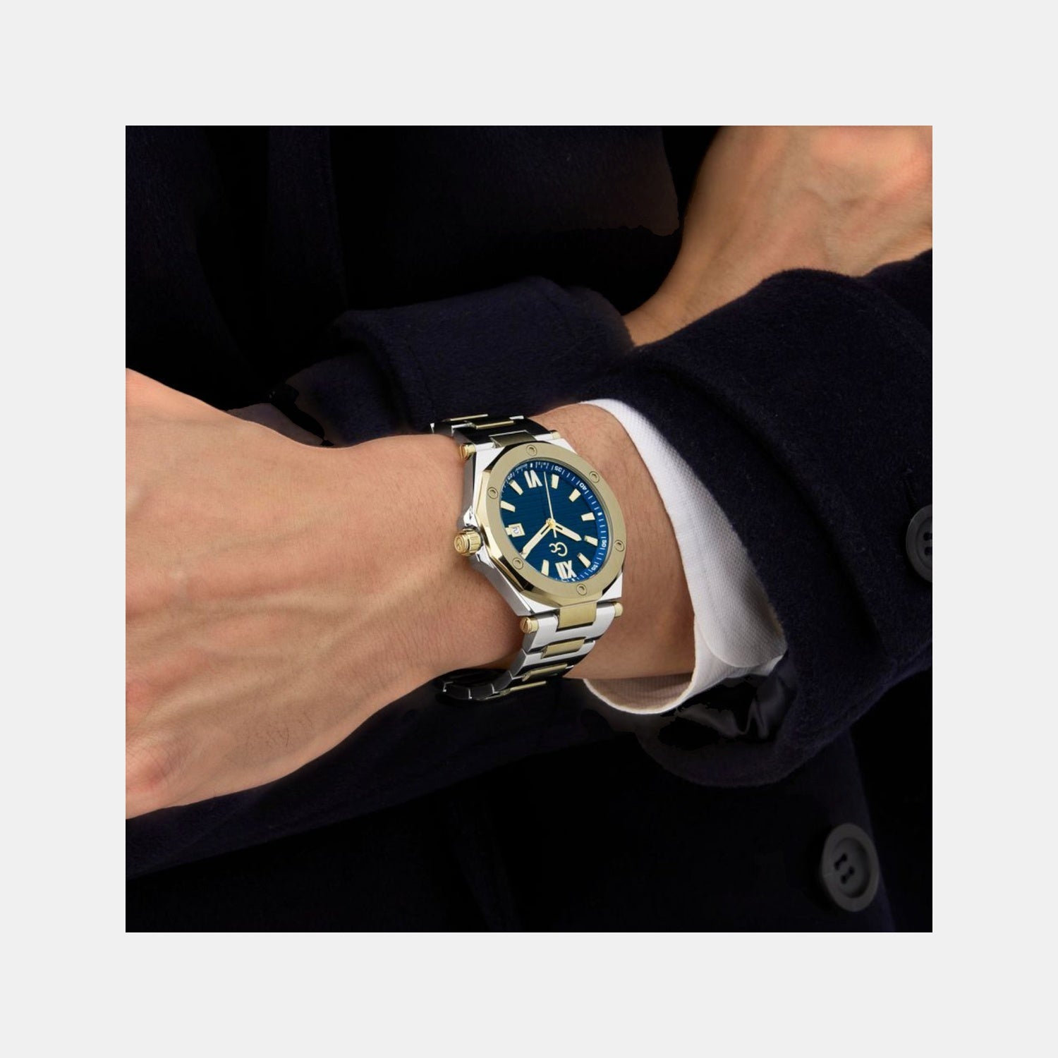 Gc Legacy Sleek Men Quartz Blue Dial Analog Stainless Steel Watch Z67003G7