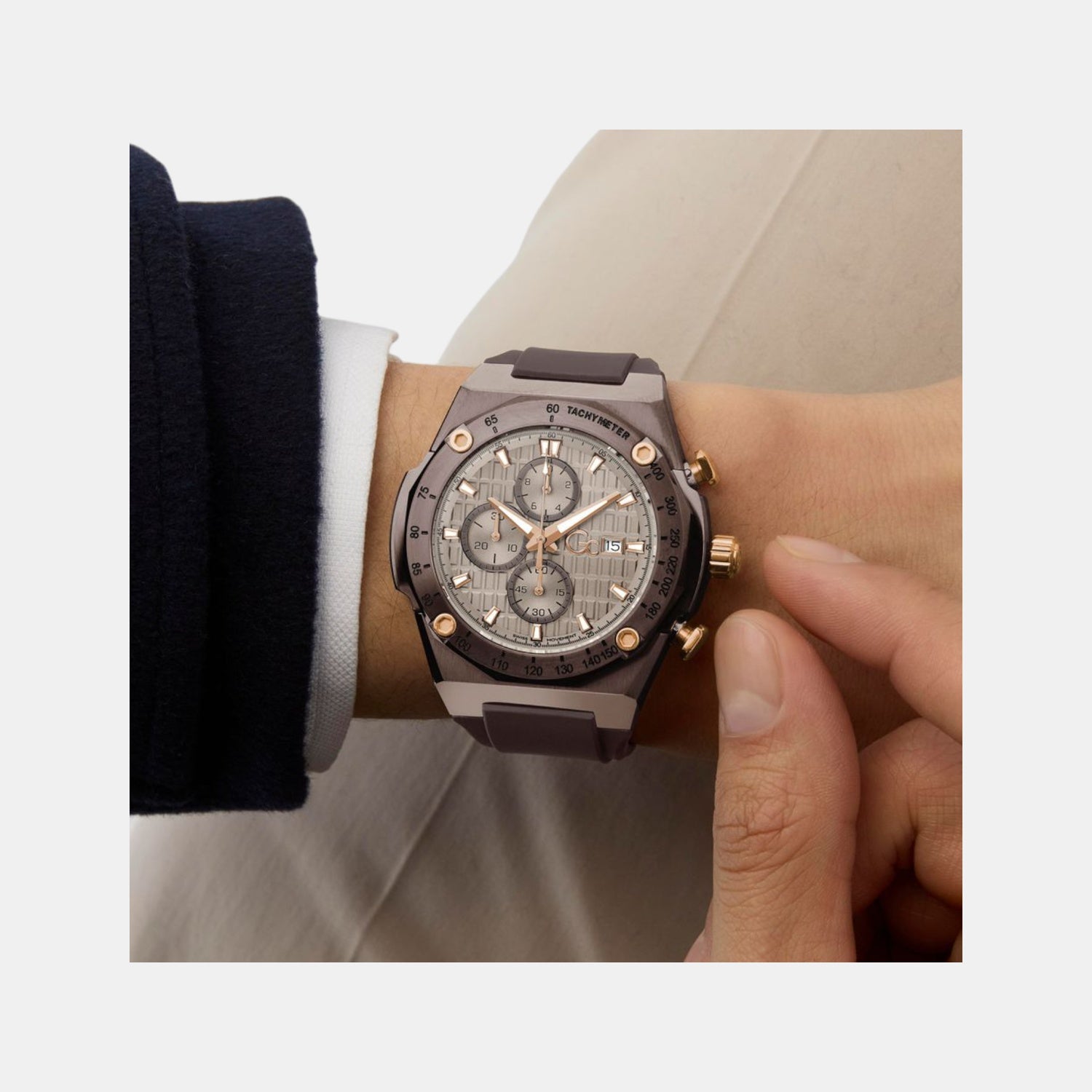 Sportchic Men Quartz Beige Dial Chronograph Silicone Watch Z68005G1