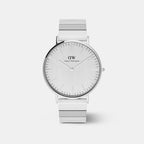 Daniel Wellington Round Silver Analog watch