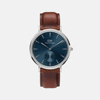 Daniel Wellington Round Blue Analog watch