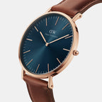 Daniel Wellington 40 mm Round Quartz watch