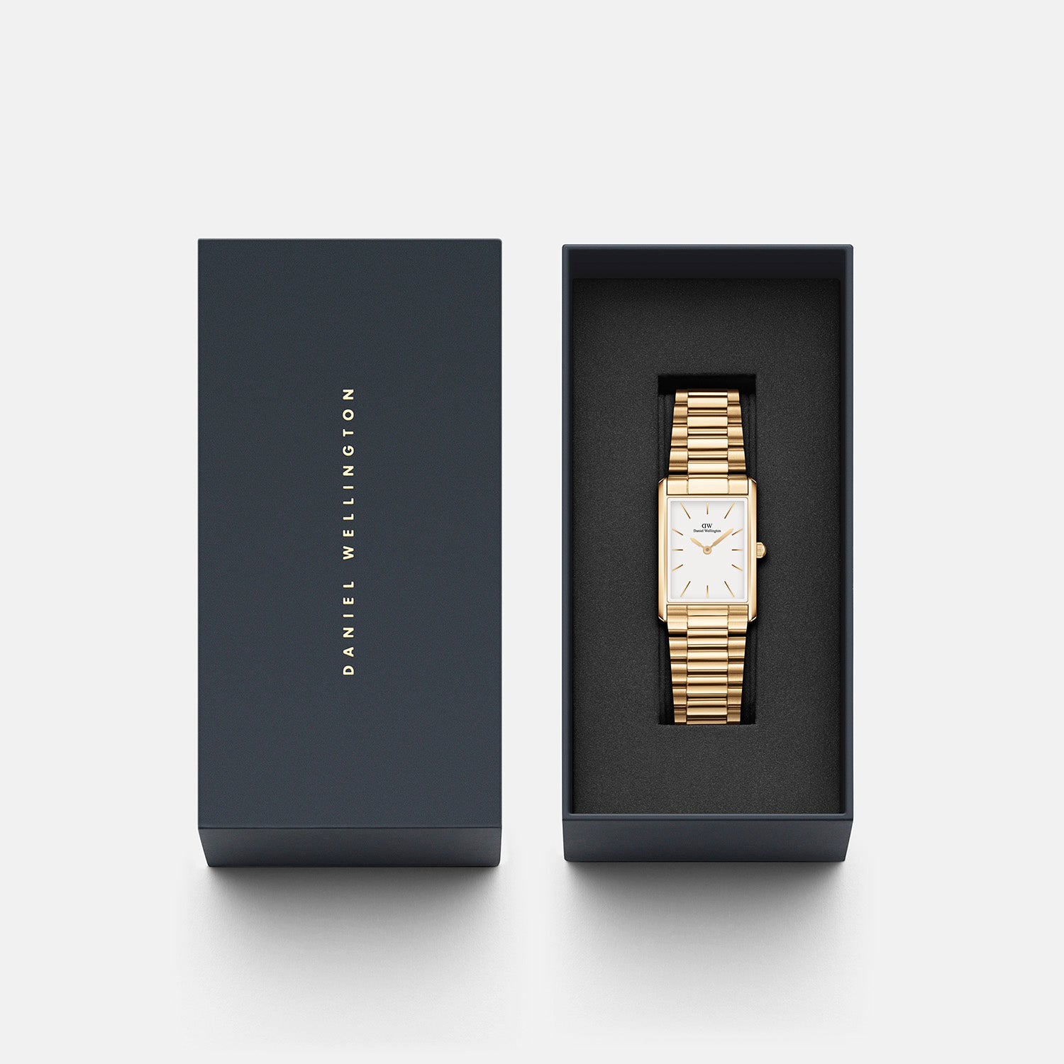 Daniel Wellington Rectangular Quartz Analog Men watch