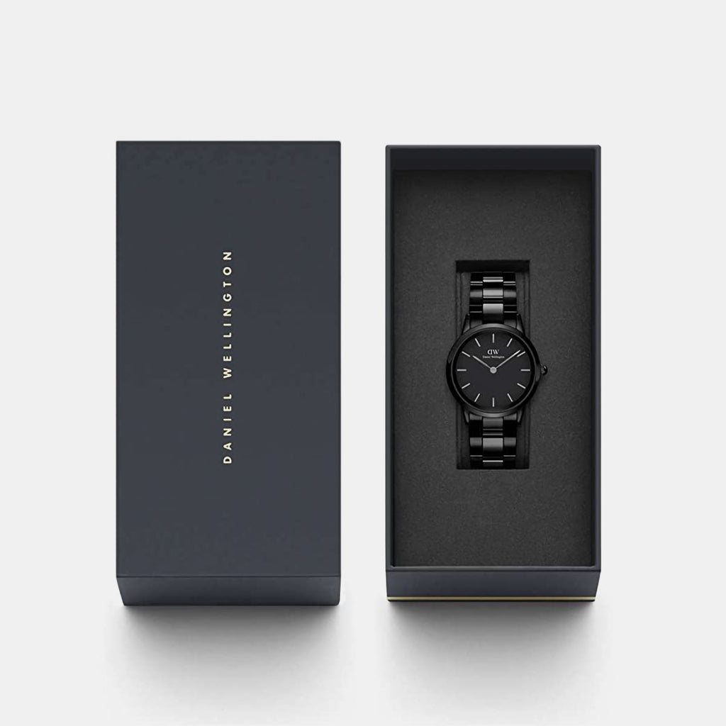 Daniel Wellington 32 mm Black Quartz watch