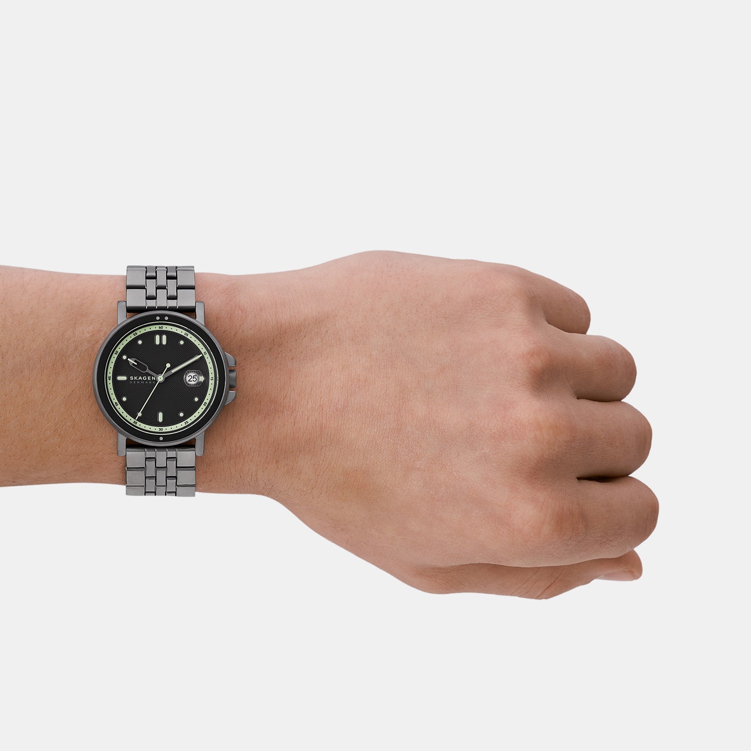 Skagen Round Quartz Analog Men watch