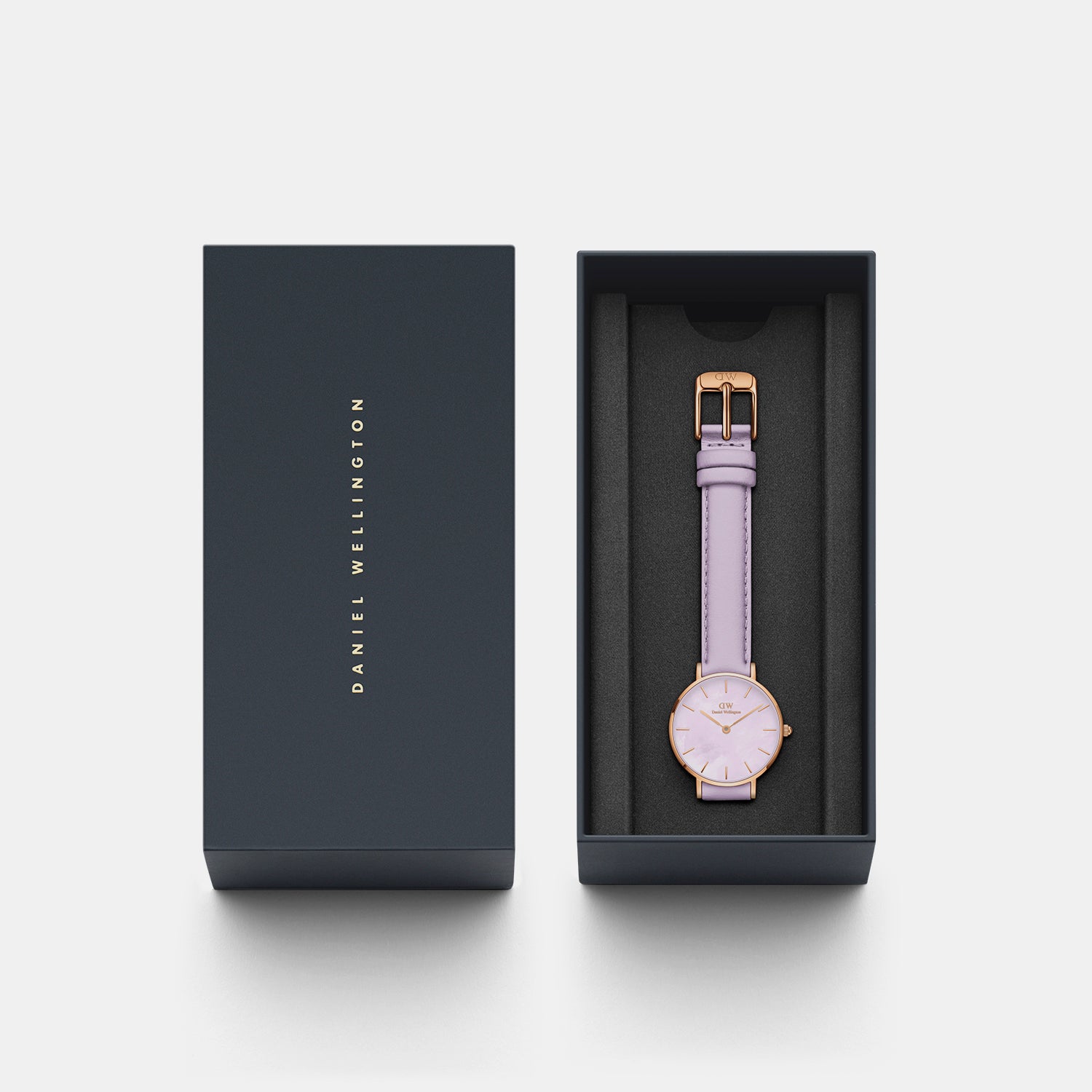 Daniel Wellington Leather Purple watch
