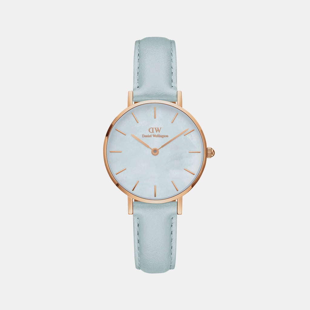 Daniel Wellington Round Blue Analog watch