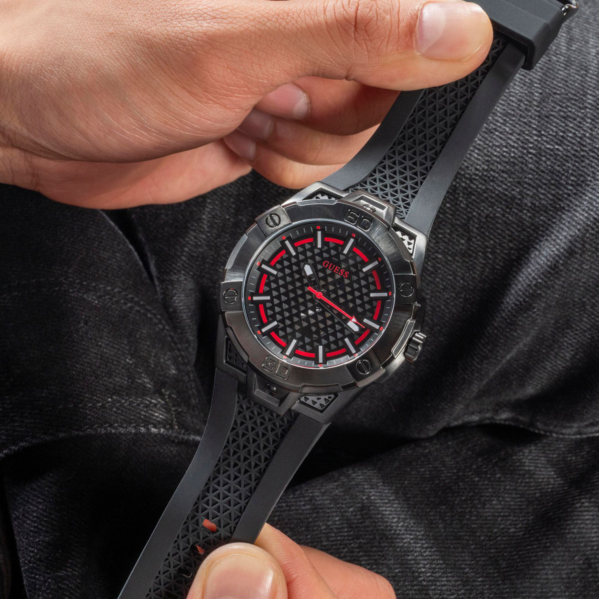 Guess     watch
