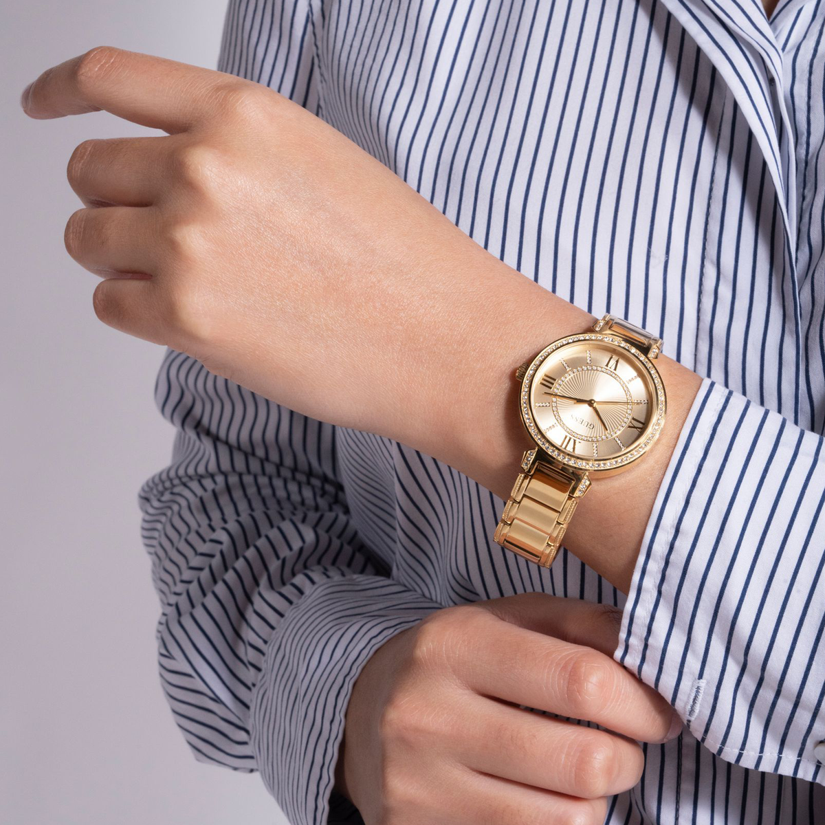 Guess    watch