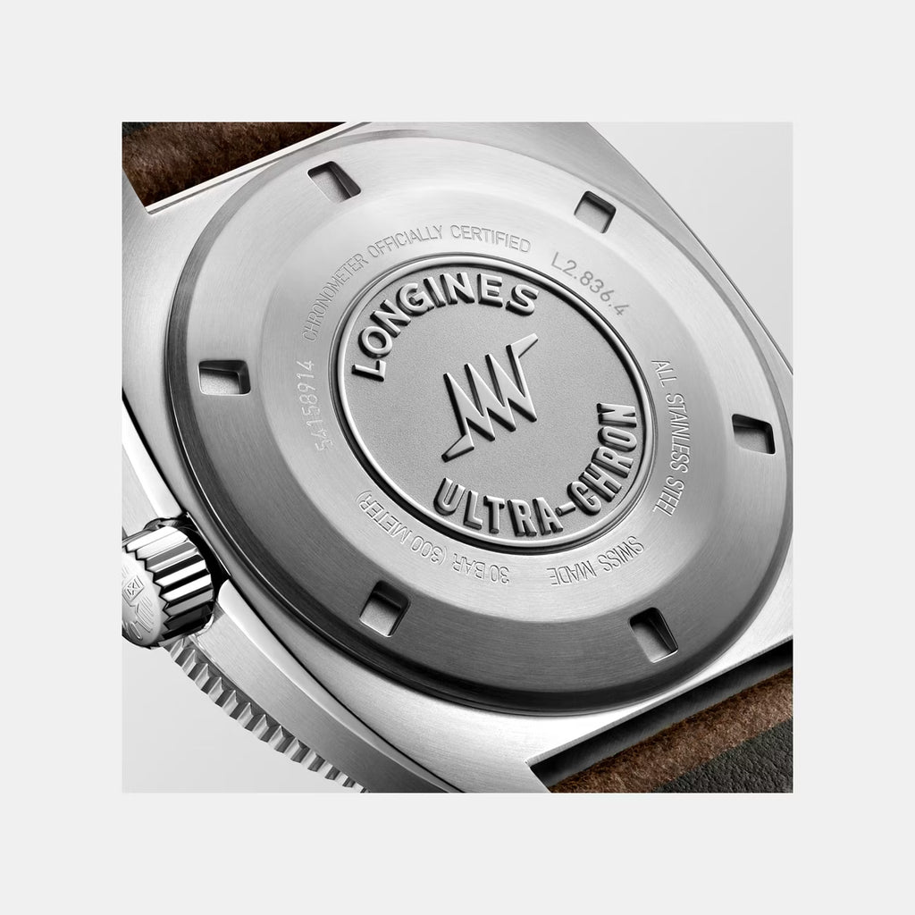 Ultra Chron Men Quartz Black Dial Analog Leather Watch L28364522