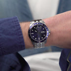 Guess Round Quartz Analog Men watch