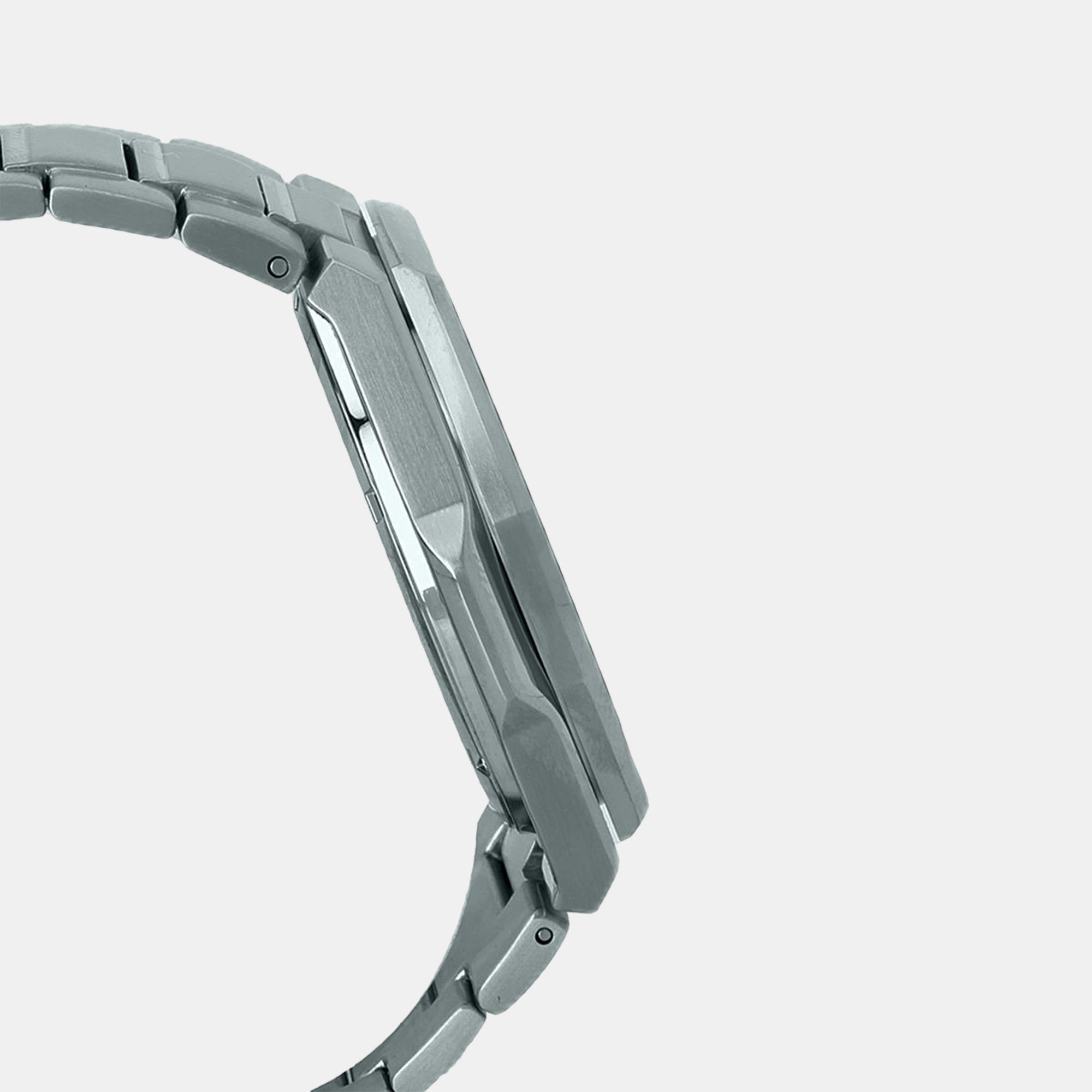 Edifice Men Quartz Blue Dial Chronograph Stainless Steel Watch EX551