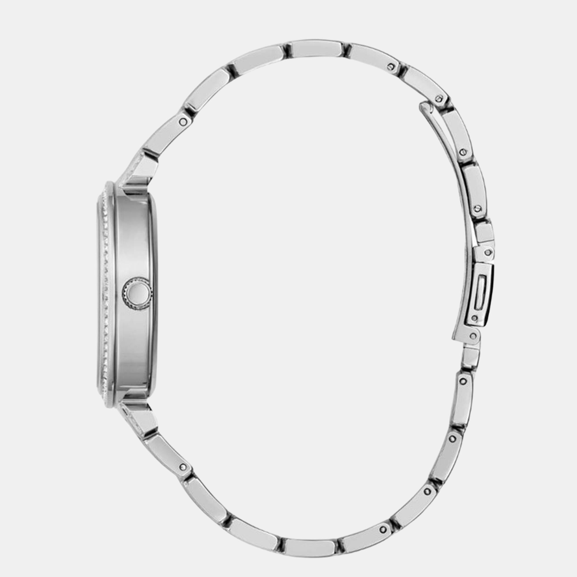 Lily Women Quartz Silver Dial Analog Stainless Steel Watch GW0528L1