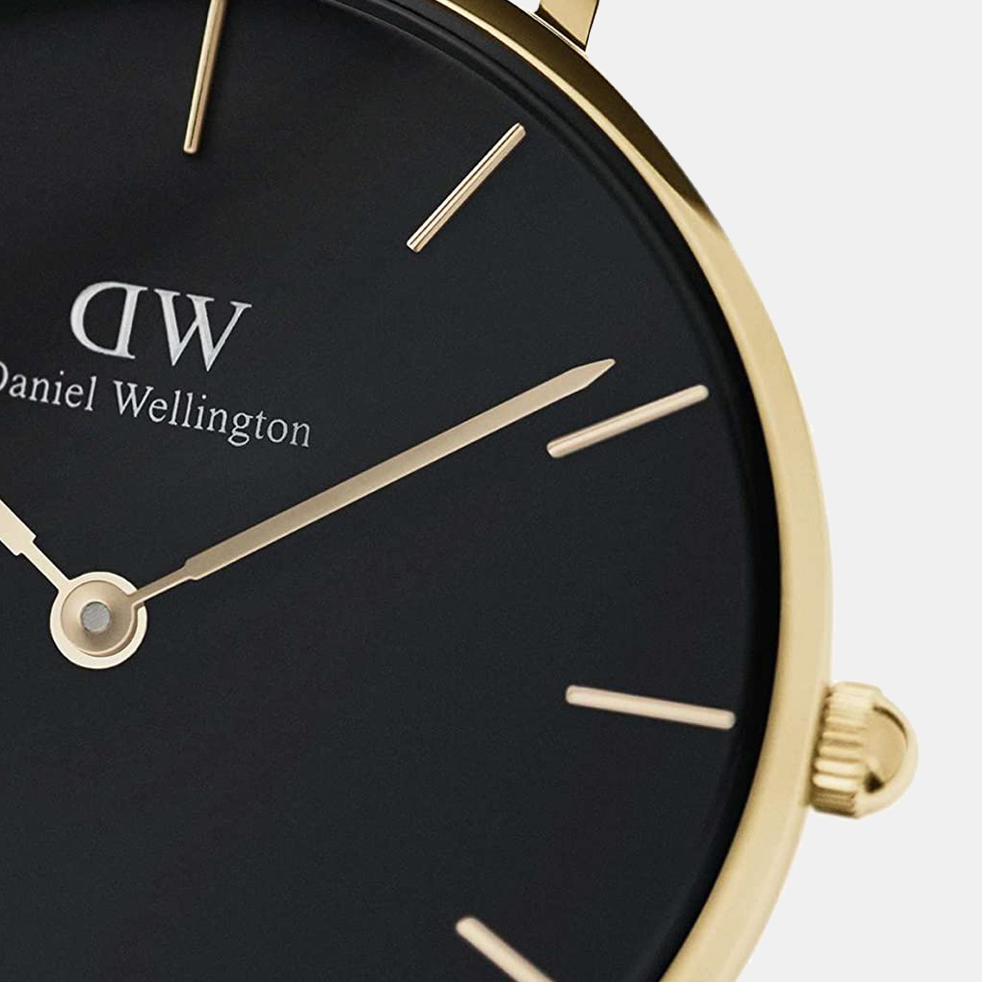 Daniel Wellington Women Round Black watch