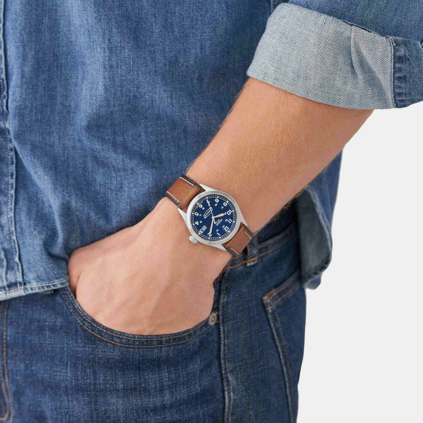 Male Blue Analog Leather Watch FS5975